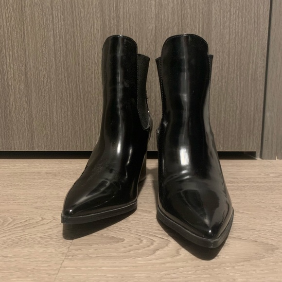 Patent leather ankle boots - Picture 2 of 3